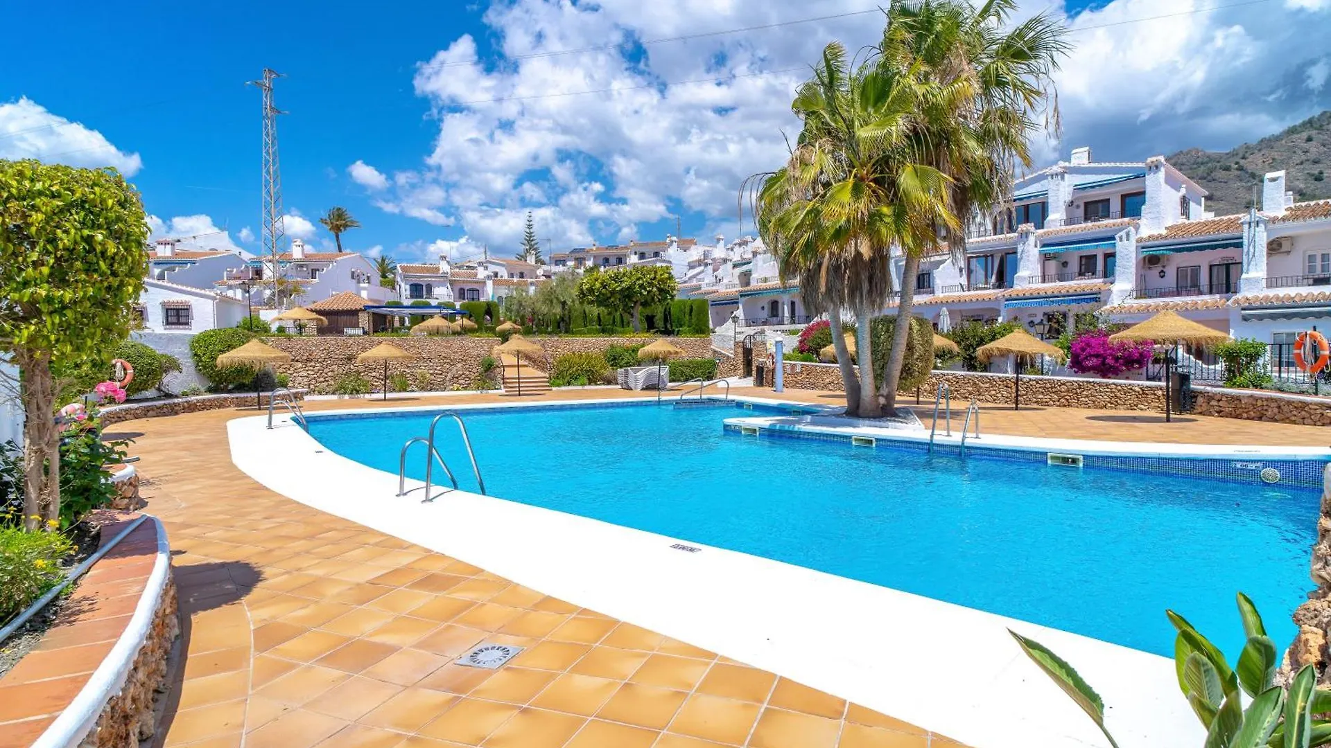 Los Naranjos 11B Capistrano Casasol Nerja Spain