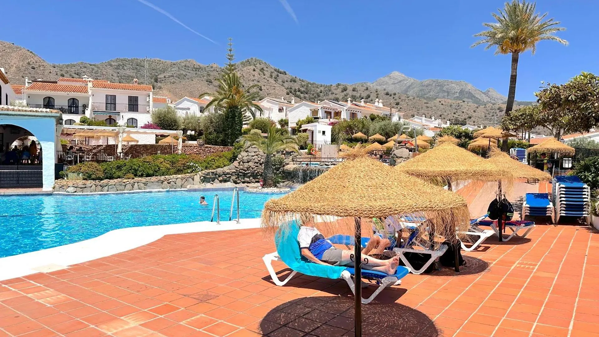 Los Naranjos 11B Capistrano Casasol Nerja